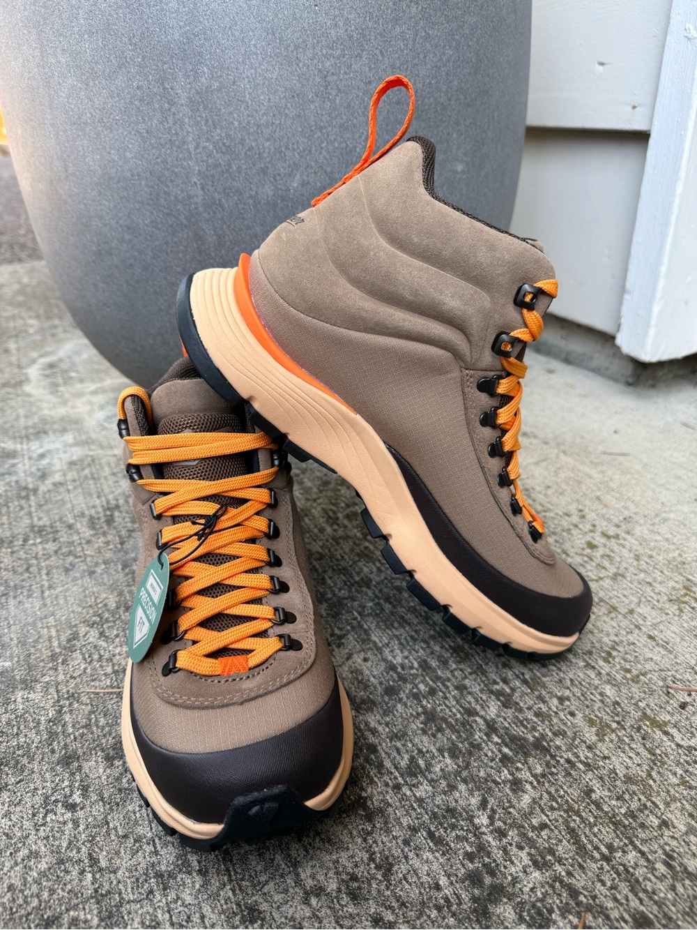 NIB Danner Trail-Ready Trainer Mid 4” Malt Brown/Orange Peel Hiking Boots - 8.5